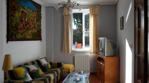 Foto 3 de Casa o xalet de lloguer a Leiro, 26, Miño, A Coruña