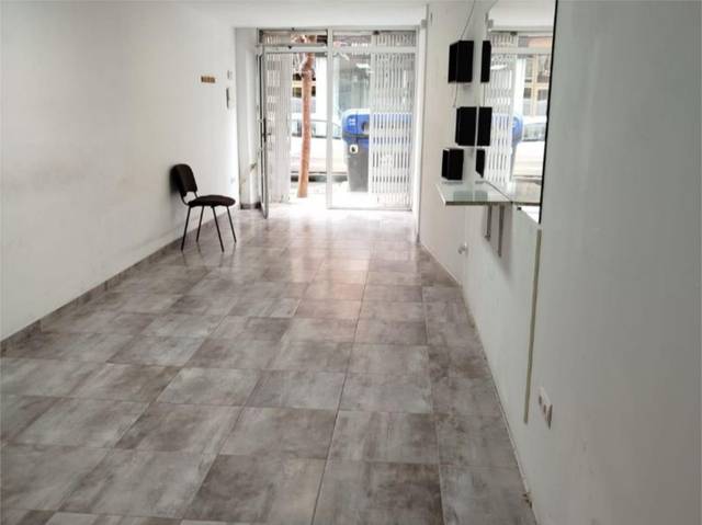 Local comercial en Alquiler en Carrer del Camí de Tarragona, 28 en Llevant