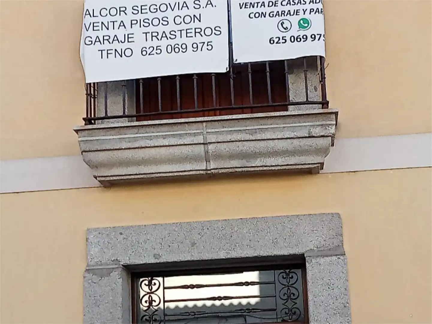 Flat for sale in Calle Real, 4, Villacastín Exterior view of Flat for sale in Villacastín with Terrace, Storage room and Balcony