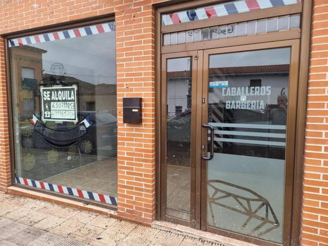 Local comercial en Alquiler en Calle Norte, 2 en Ugena