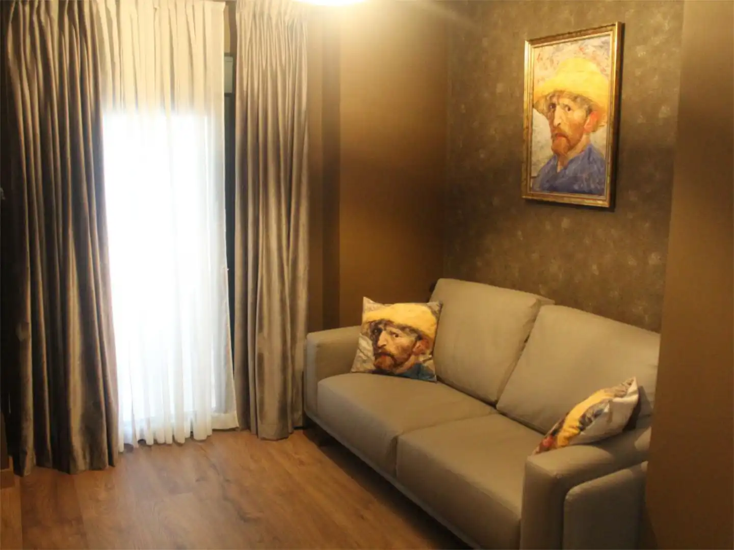 Wohnung zum Verkauf in Via Brijan, 5, Montemayor - Marbella Club Wohnzimmer von Wohnung zum Verkauf in Benahavís mit Klimaanlage, Heizung und Privatgarten