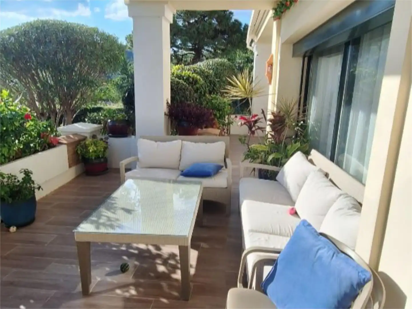 Wohnung zum Verkauf in Via Brijan, 5, Montemayor - Marbella Club Terrasse von Wohnung zum Verkauf in Benahavís mit Klimaanlage, Heizung und Privatgarten