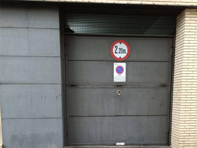 Garaje en Venta en Carrer de Francisco Herrera, 56 en El Palau - Escorxador