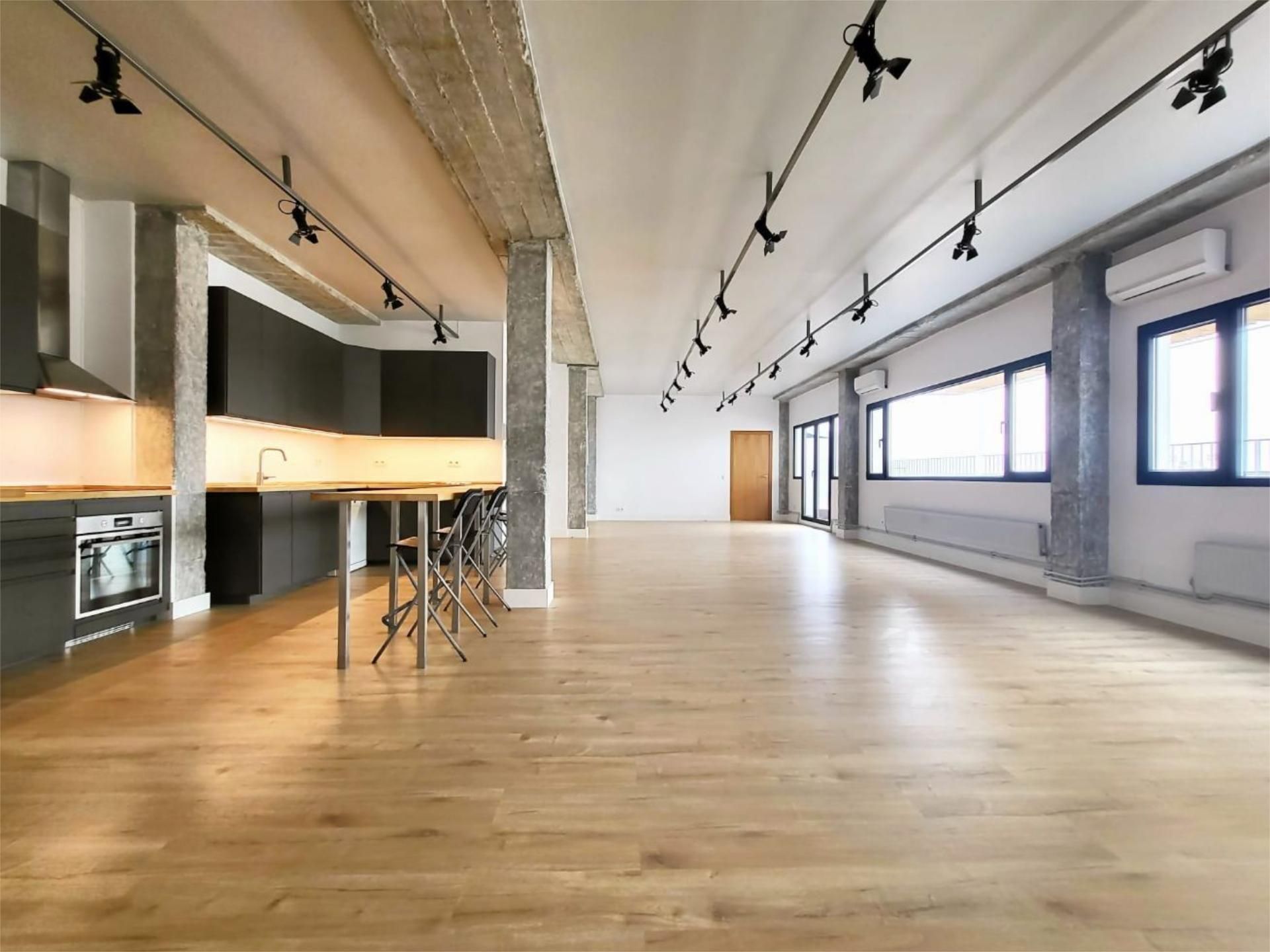 Exterior view of Flat for sale in  Madrid Capital  with Air Conditioner, Heating and Parquet flooring