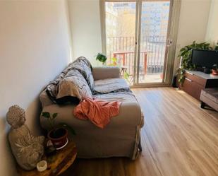 Living room of Flat to rent in  Barcelona Capital  with Parquet flooring, Furnished and Community parking