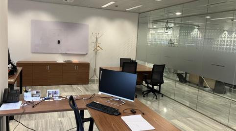 Photo 2 of Office for rent in Avenida de Diego Martínez Barrio, 10b, Parque María Luisa -Giralda Sur,  Sevilla Capital