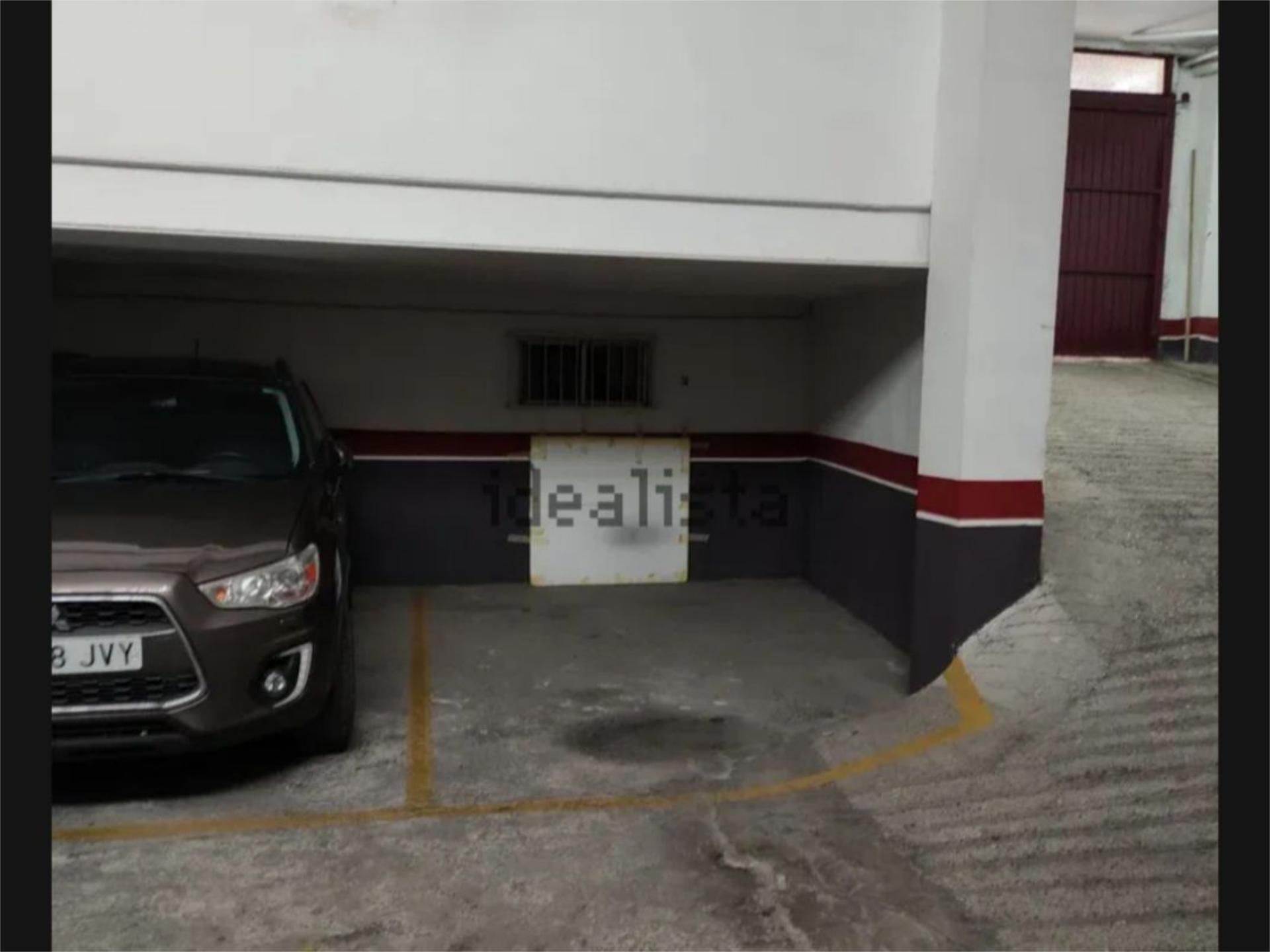 Aparcament de Garatge de lloguer en  Zaragoza Capital