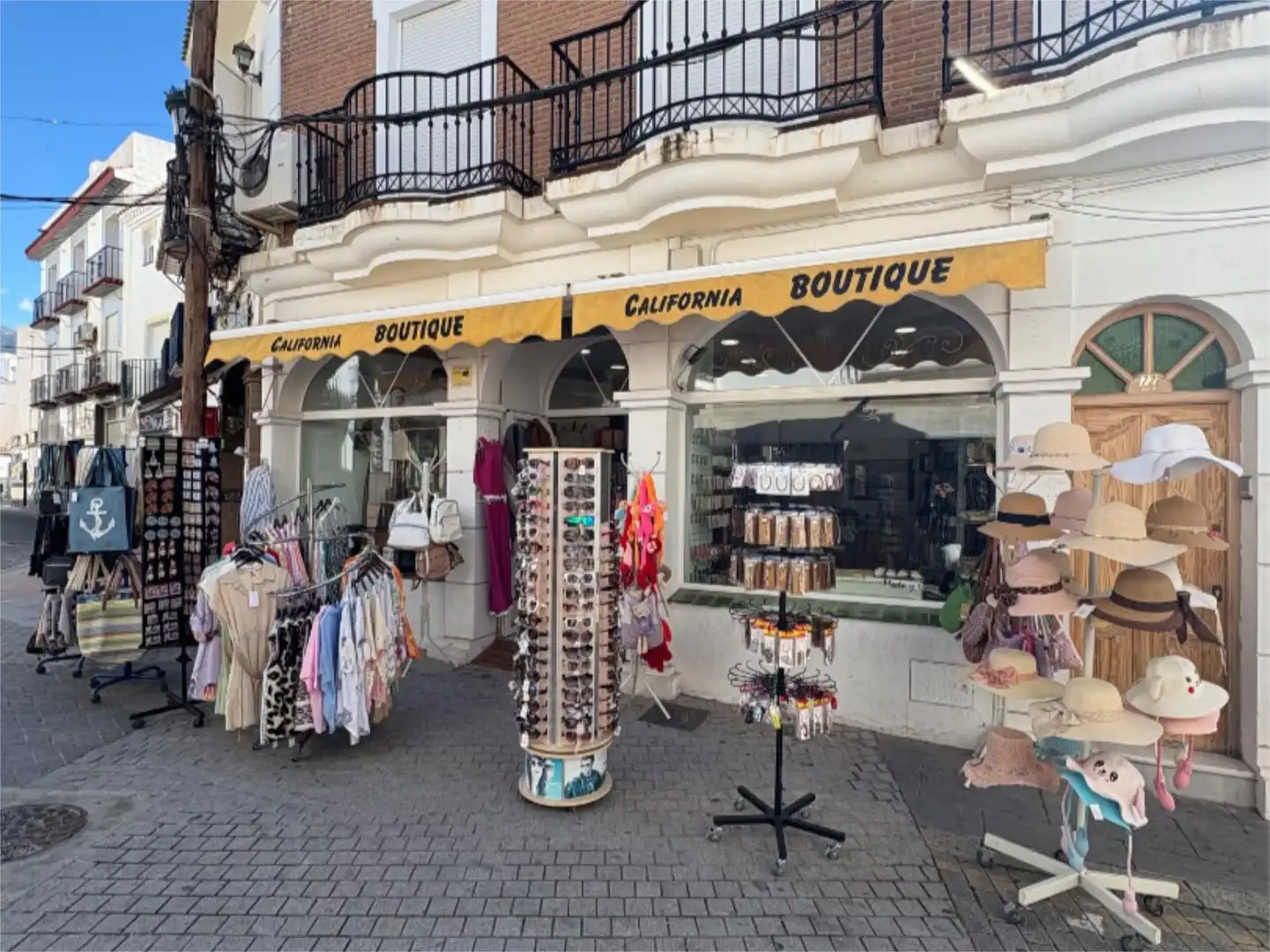 Local en traspaso en Nerja con Aire acondicionado y Amueblado