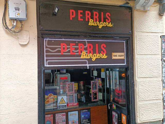 Local comercial en Alquiler en Calle de San Vicente Ferrer, 43 en Universidad - Malasaña