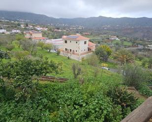 Erdgeschoss miete in Valsequillo de Gran Canaria mit Terrasse