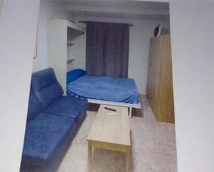 Bedroom of Study to rent in Arucas