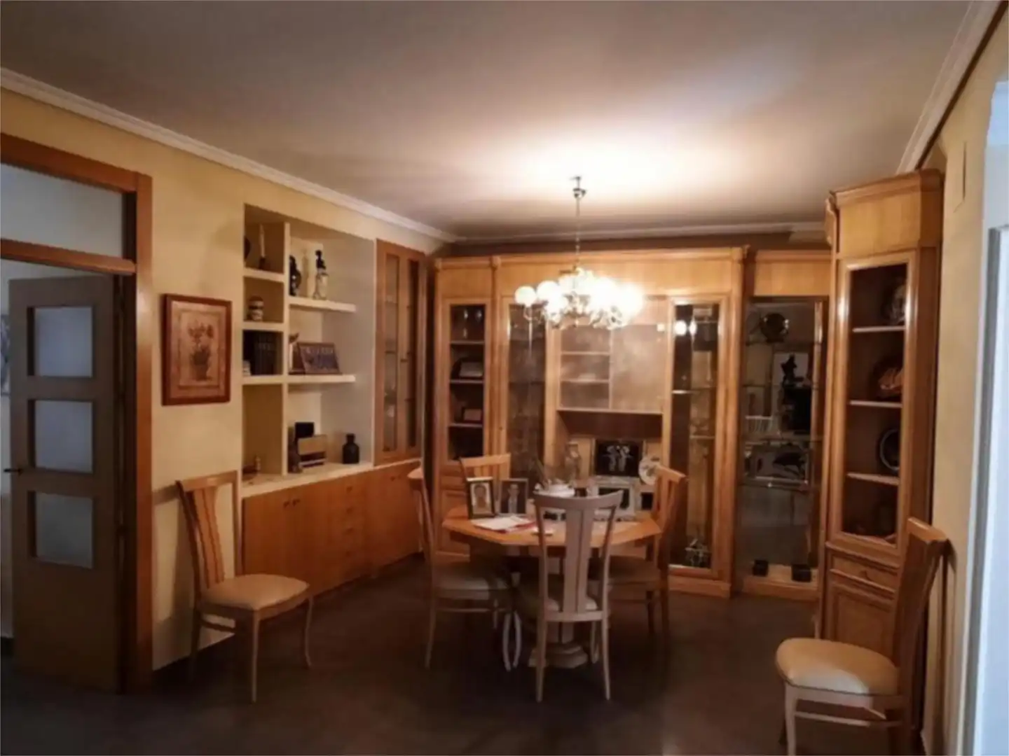 Piso en venta en Calle Doctor Justo Montes, 80, Montealegre del Castillo Comedor de Piso en venta en Montealegre del Castillo con Amueblado
