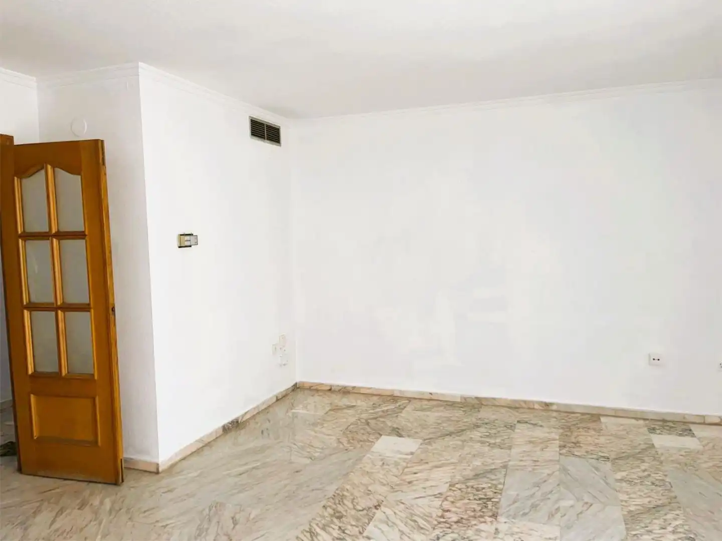 Attic for sale in Granada  with Air Conditioner, Heating and Terrace