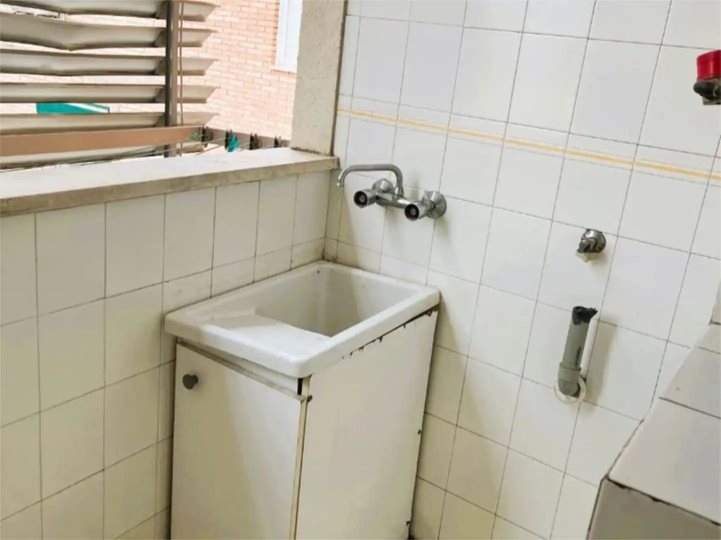 Bathroom of Attic for sale in Granada  with Air Conditioner, Heating and Terrace
