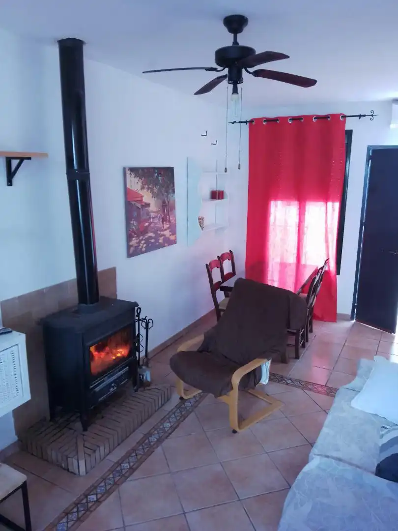Casa adosada en venta en Guadalcanal Sala de estar de Casa adosada en venta en Guadalcanal con Aire acondicionado, Amueblado y Balcón