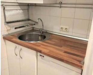 Kitchen of Apartment to rent in Cerezo de Arriba