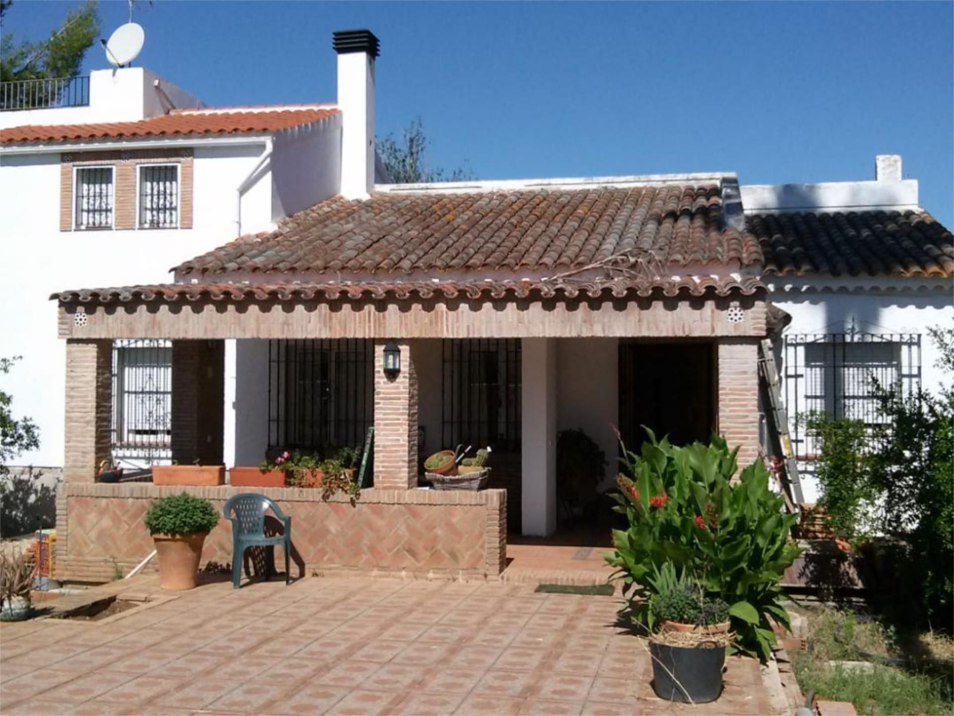 Exterior view of Flat for sale in Alcalá de Guadaira  with Air Conditioner, Terrace and Swimming Pool