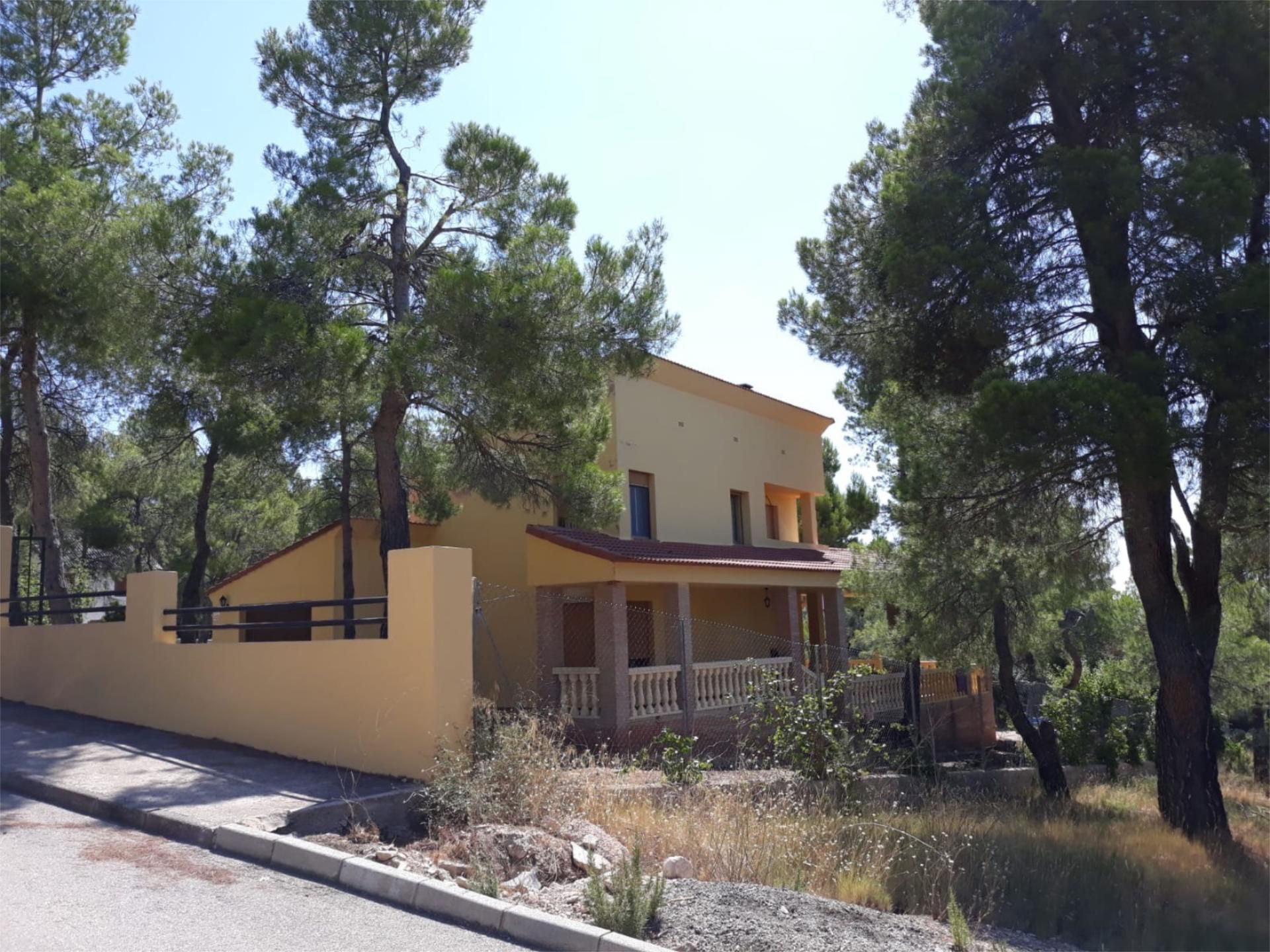 Exterior view of Flat for sale in Utiel  with Heating, Private garden and Terrace