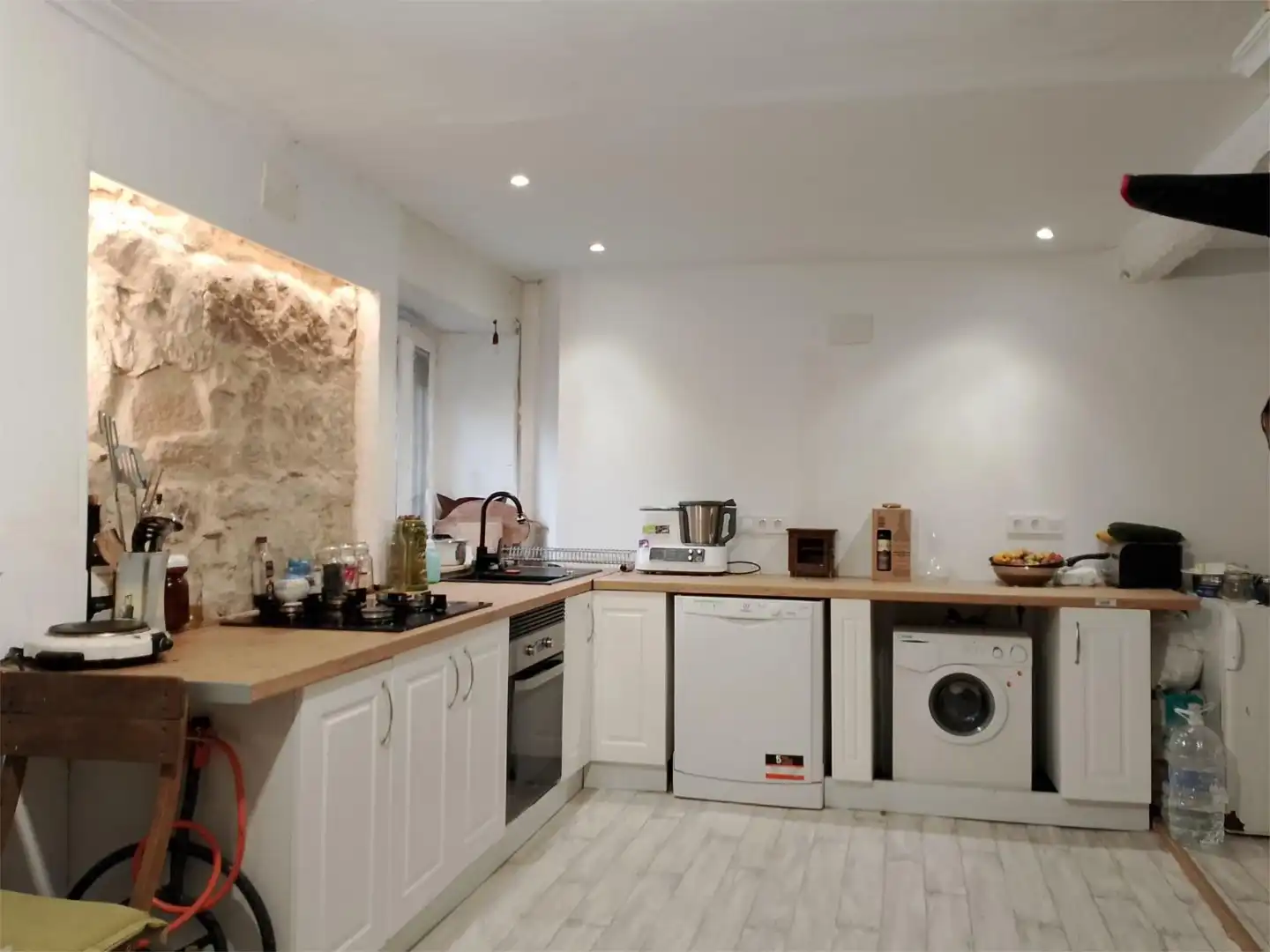 Kitchen of Flat for sale in Luena   with Private garden, Terrace and Storage room