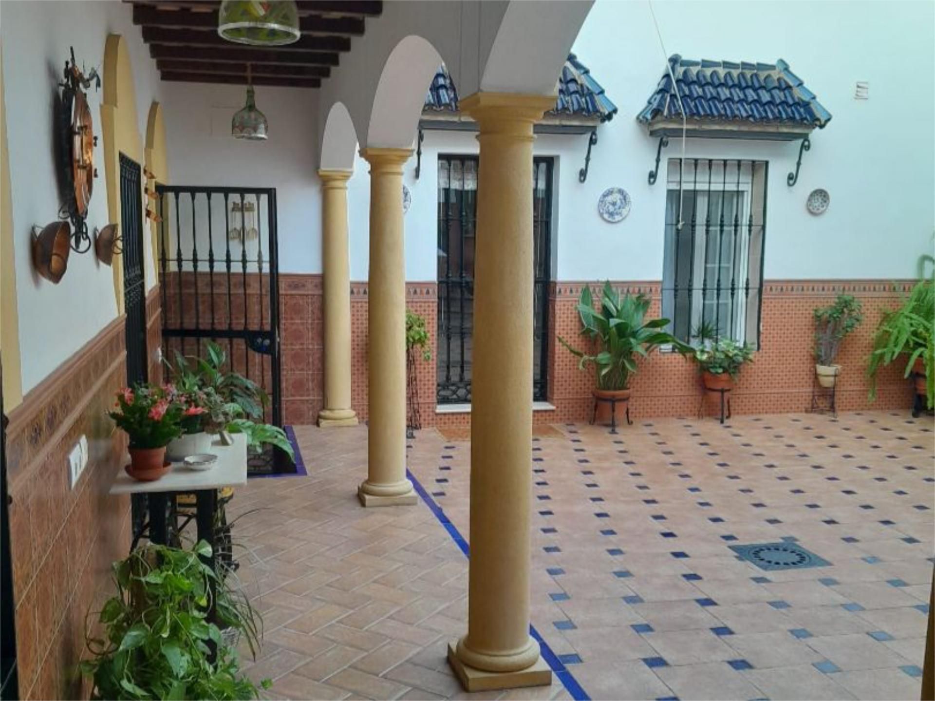Planta baja for sale in Almodóvar del Río  with Air Conditioner, Heating and Storage room