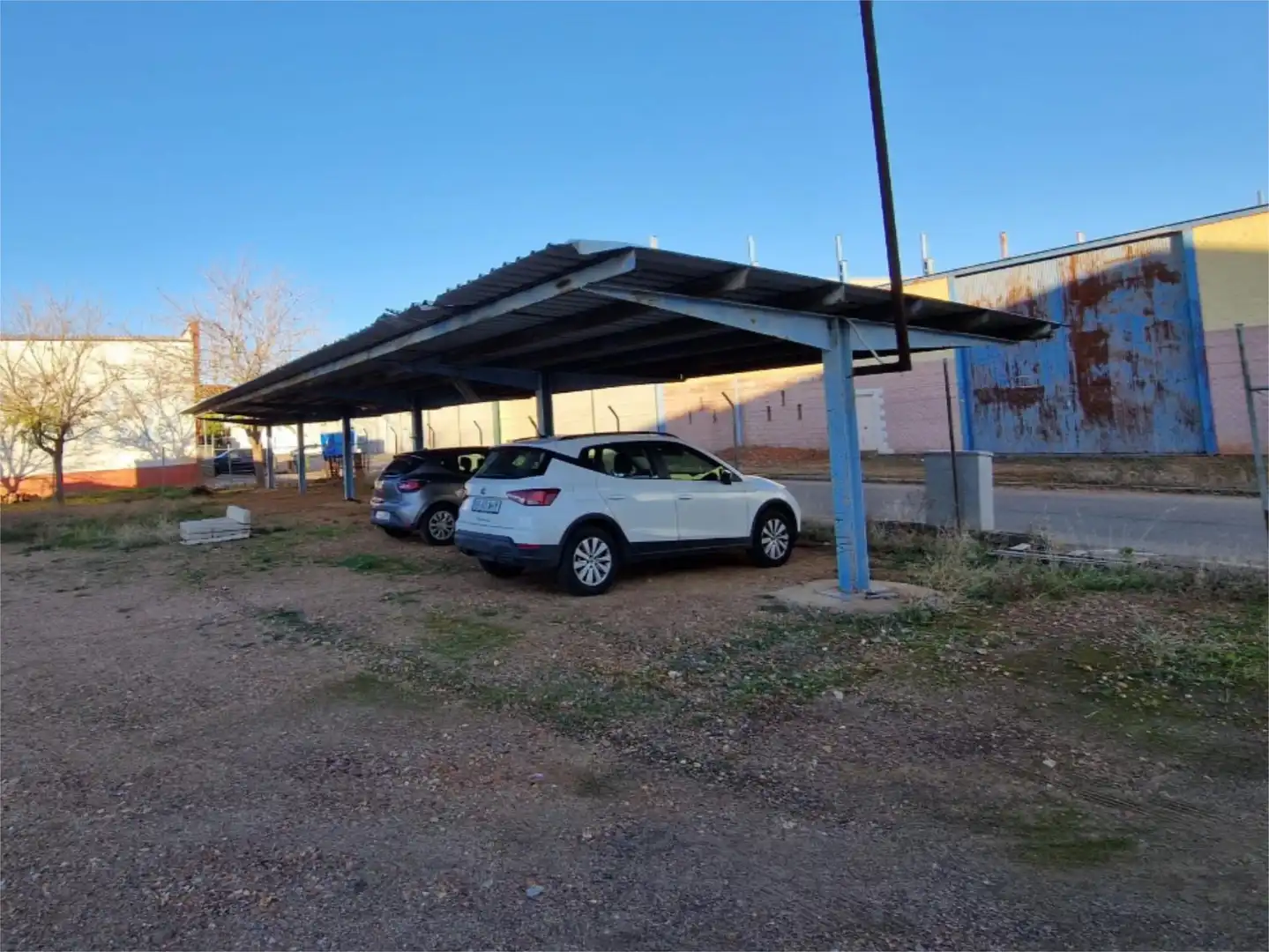 Local de lloguer a Plaza Cabezuelo III, 32, Argamasilla de Calatrava Aparcament de Local de lloguer en Argamasilla de Calatrava