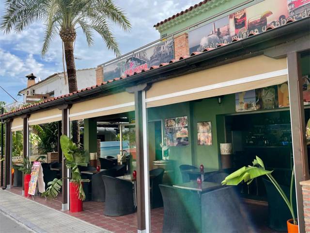 Local comercial en Venta en Carrer Rap, 4 en Les Bassetes - El Marjal