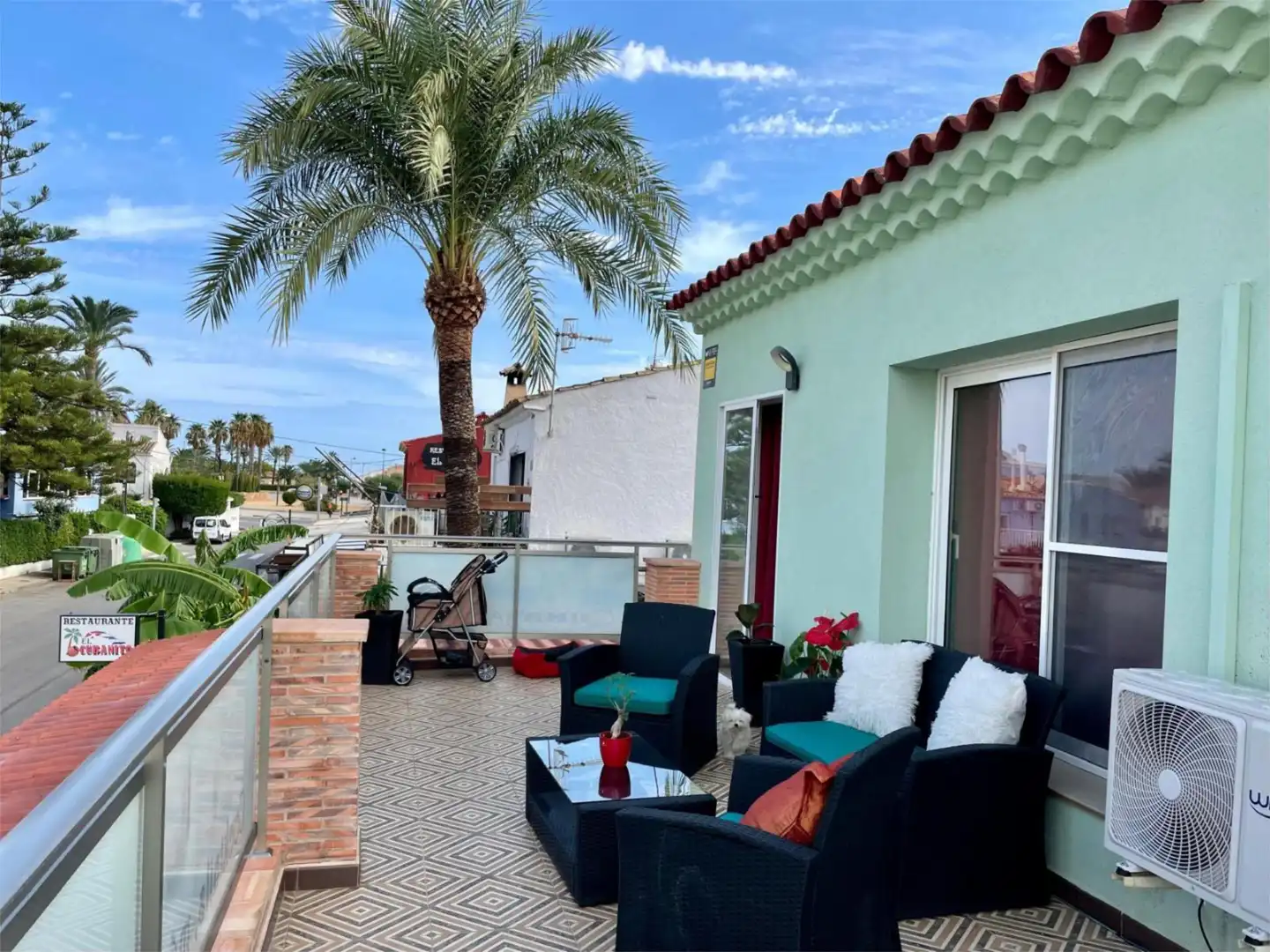 Local en venta en Carrer Rap, 4, Les Bassetes - El Marjal Terraza de Local en venta en Dénia con Aire acondicionado, Parquet y Amueblado