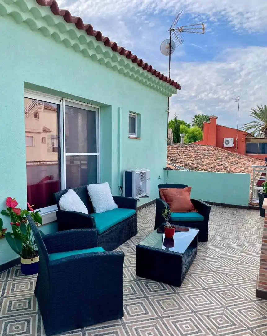 Local en venta en Carrer Rap, 4, Les Bassetes - El Marjal Terraza de Local en venta en Dénia con Aire acondicionado, Parquet y Amueblado