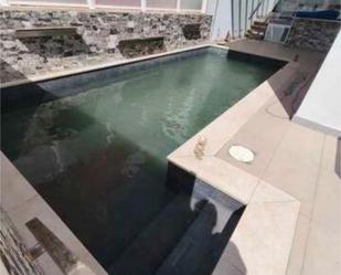 Piscina de Casa adosada en venda en Santa Lucía de Tirajana amb Calefacció, Jardí privat i Terrassa