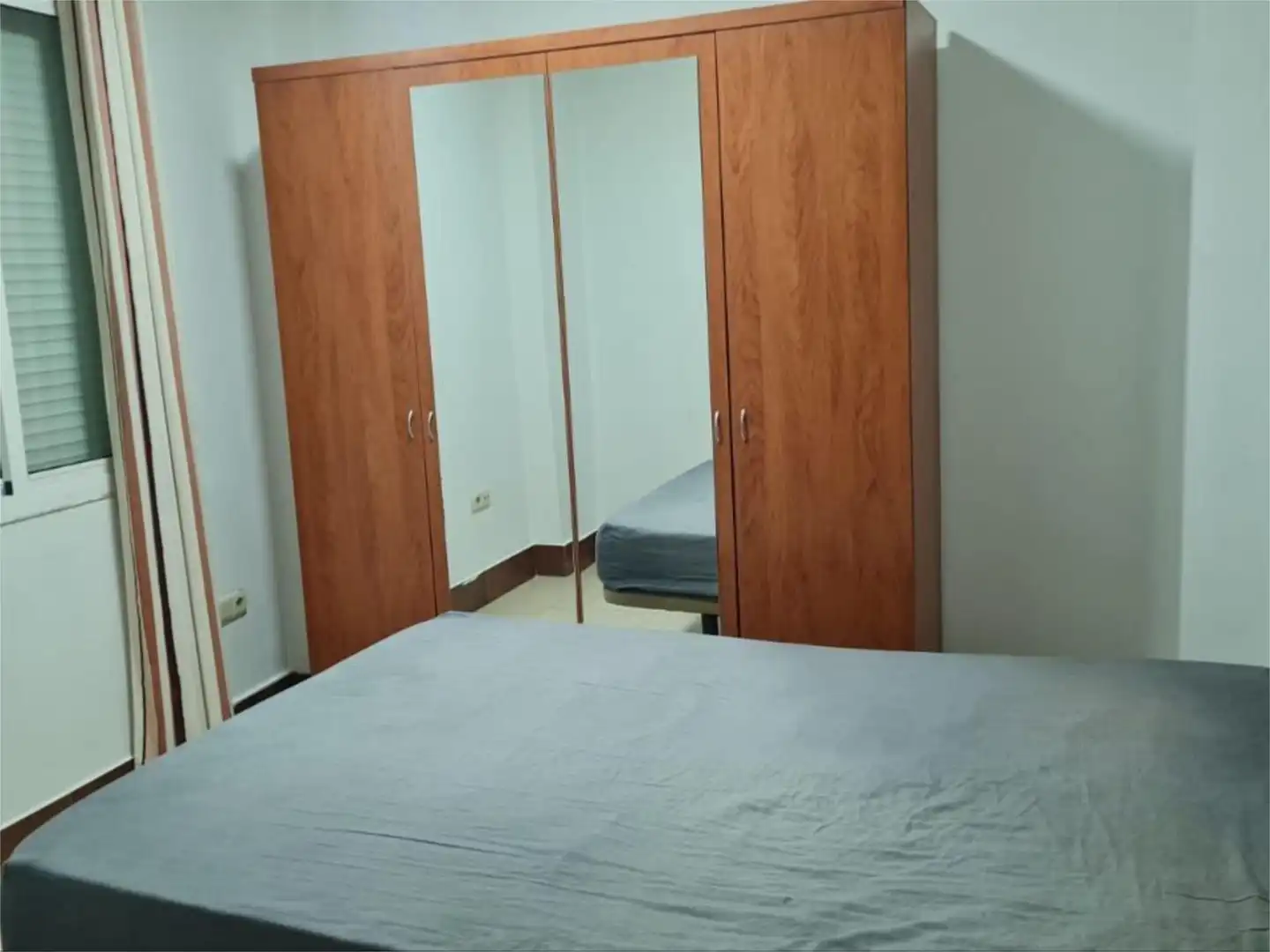 Habitación de Piso en venta en Melilla con Parking comunitario