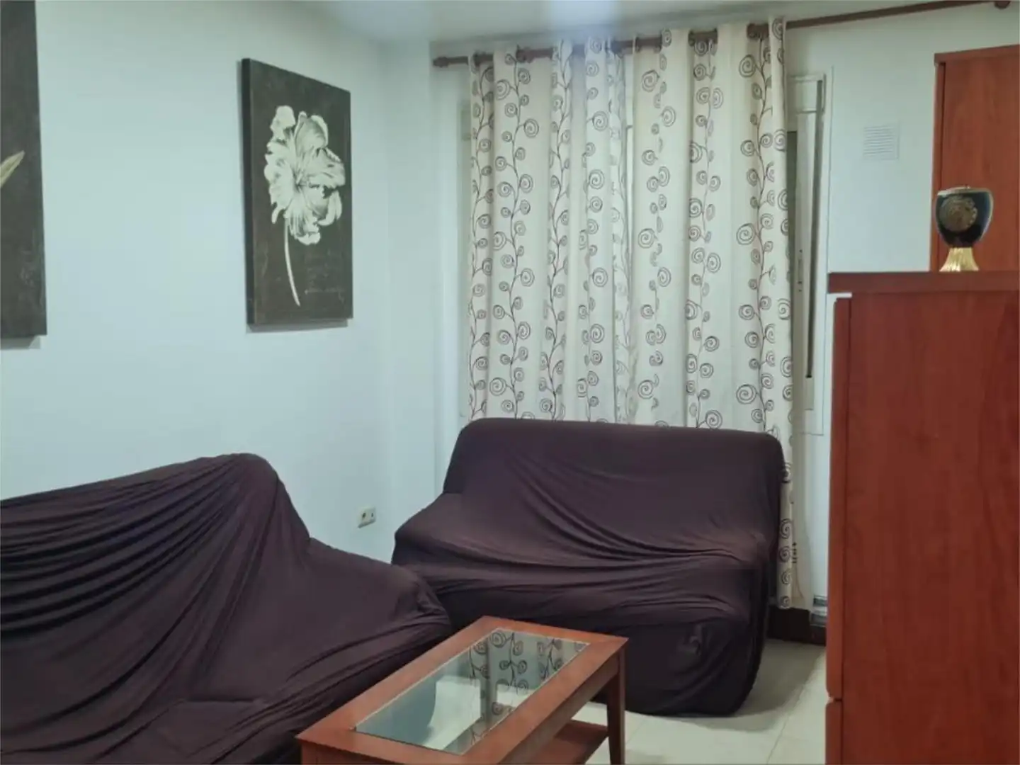 Sala de estar de Piso en venta en Melilla con Parking comunitario