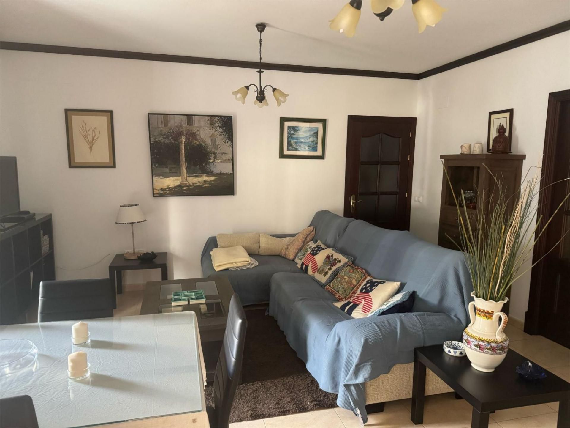 Sala d'estar de Pis per a compartir en Prado del Rey amb Aire condicionat i Moblat