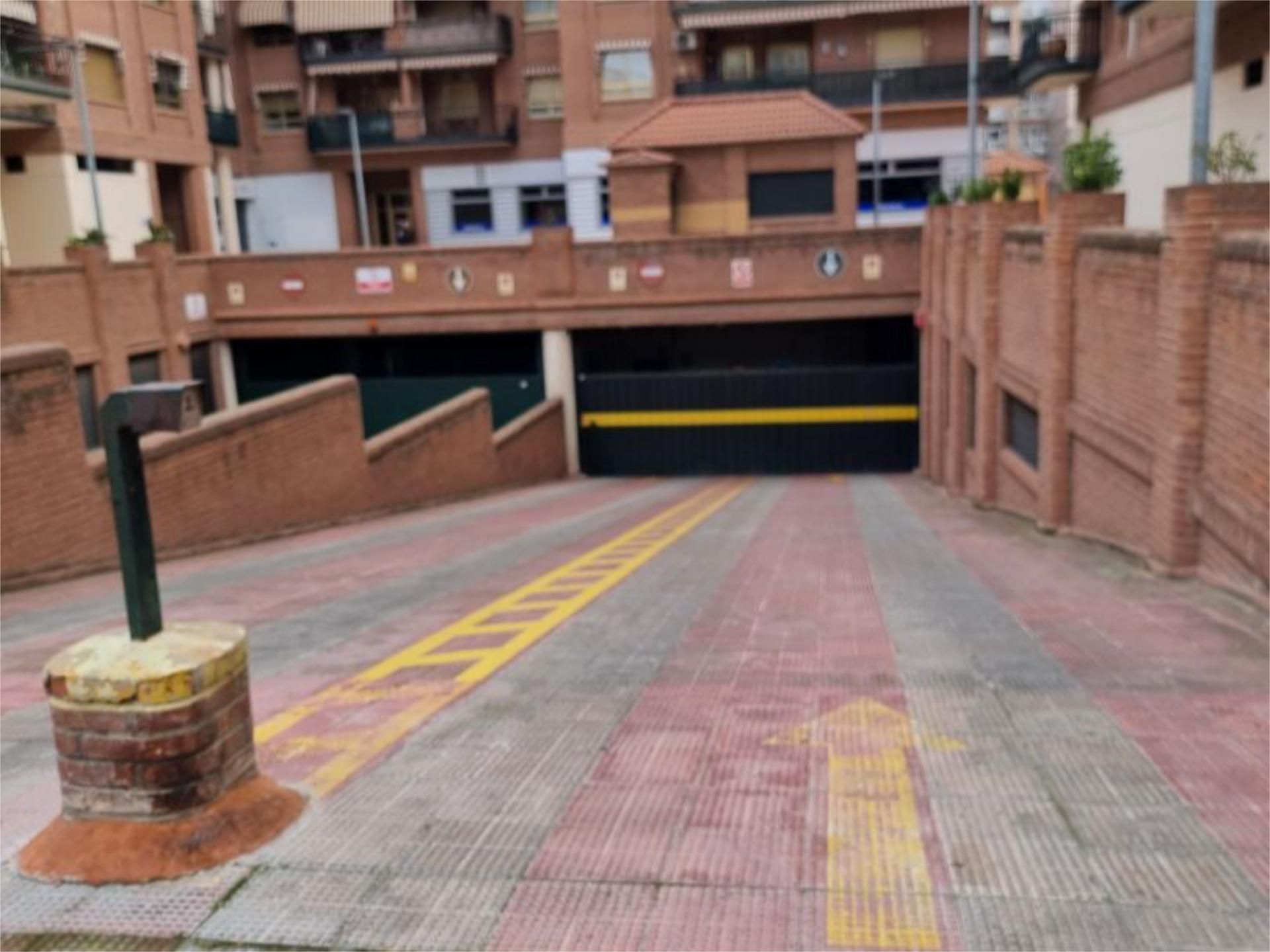Aparcament de Garatge en venda en Alcalá de Henares