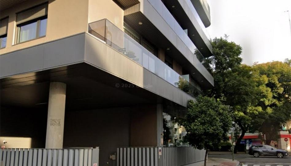 Garaje de alquiler en Avenida de Ramón y Cajal, 14, El Plantinar – Avda. La Paz - El Juncal, Sevilla - imagen 1 Foto 1 de Garaje de alquiler en Avenida de Ramón y Cajal, 14, El Plantinar – Avda. La Paz - El Juncal, Sevilla