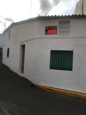 Casa adosada en Venta en Calle Moreno Nogales, 4 en Navalvillar de Pela