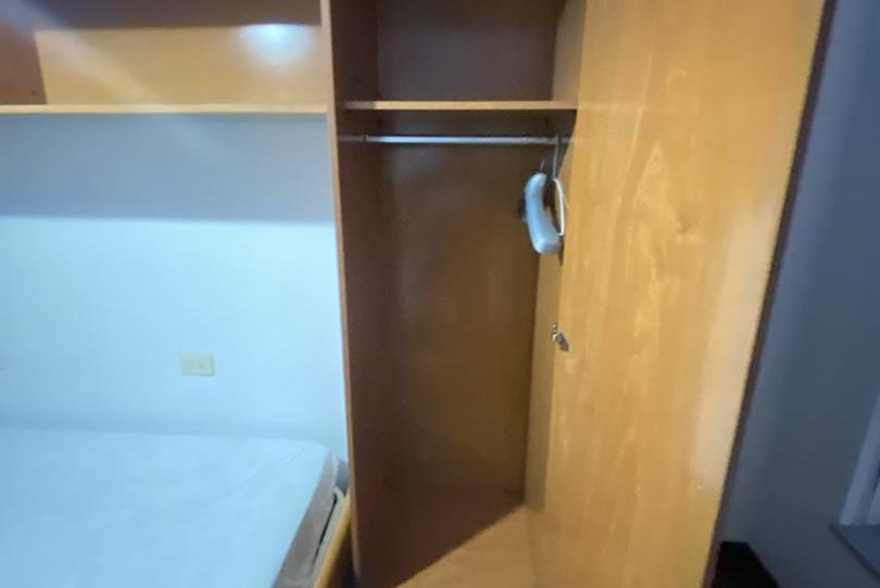 Apartment to share in Rúa Pintor Xenaro Carrero, 32, Noia, A Coruña - image 1 Photo 1 of Apartment to share in Rúa Pintor Xenaro Carrero, 32, Noia, A Coruña