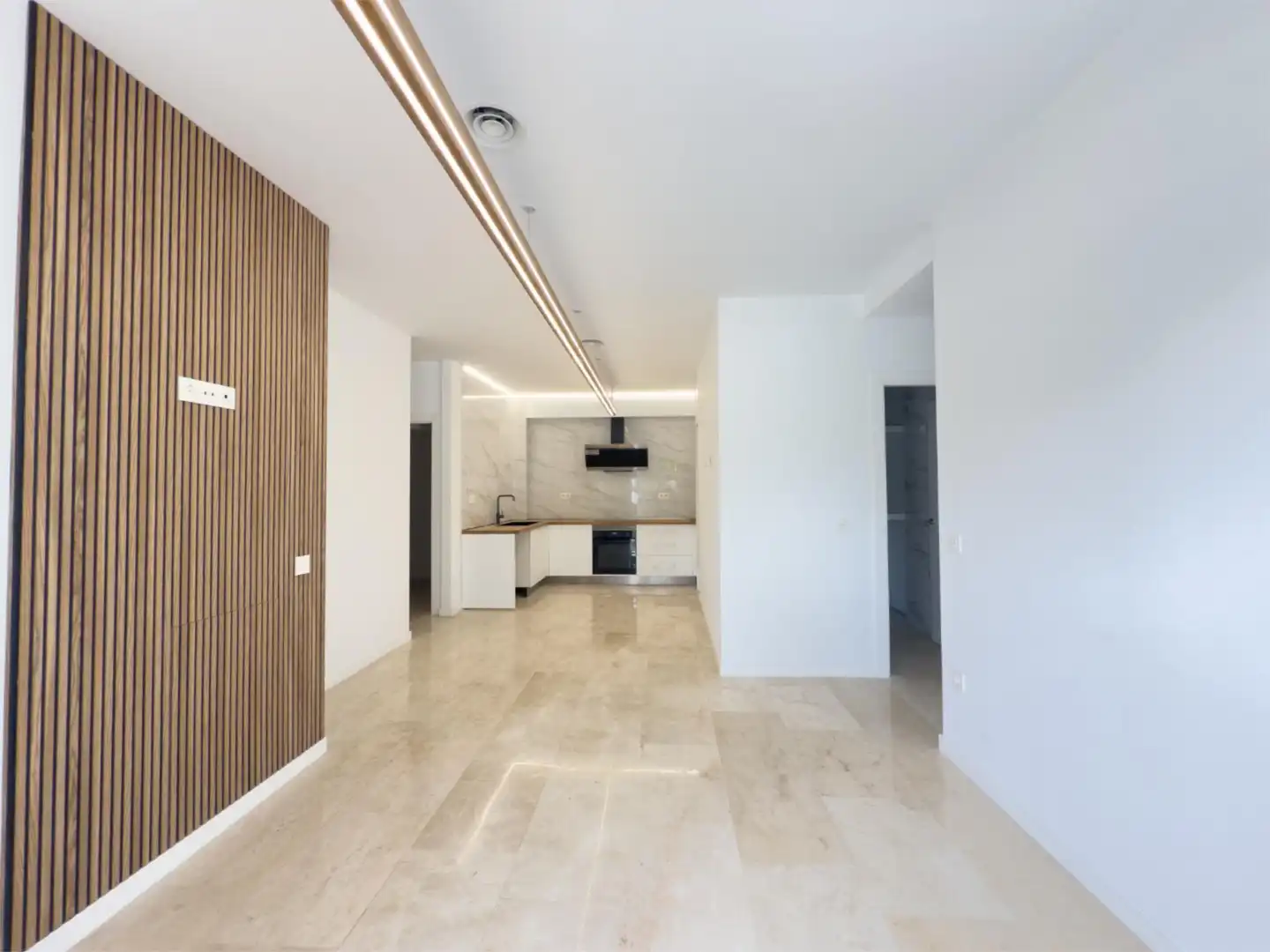 Flat for sale in Avenida Ronda del Tamarguillo, 90, Barrio del Nervión Flat for sale in Sevilla Capital with Air Conditioner and Terrace
