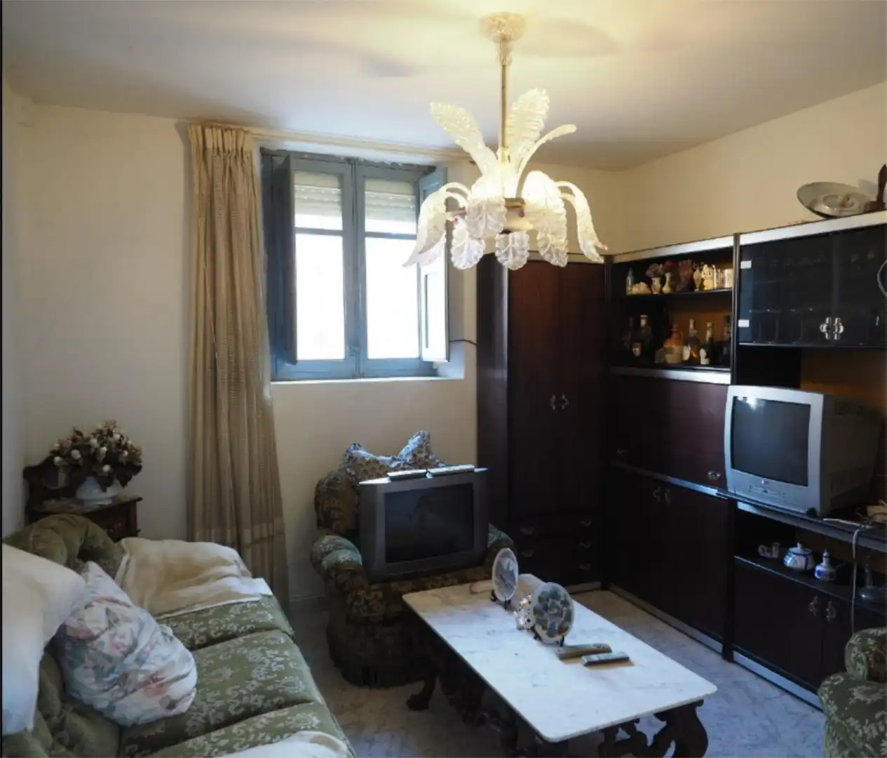 Habitación de Casa adosada en venta en Valdefresno