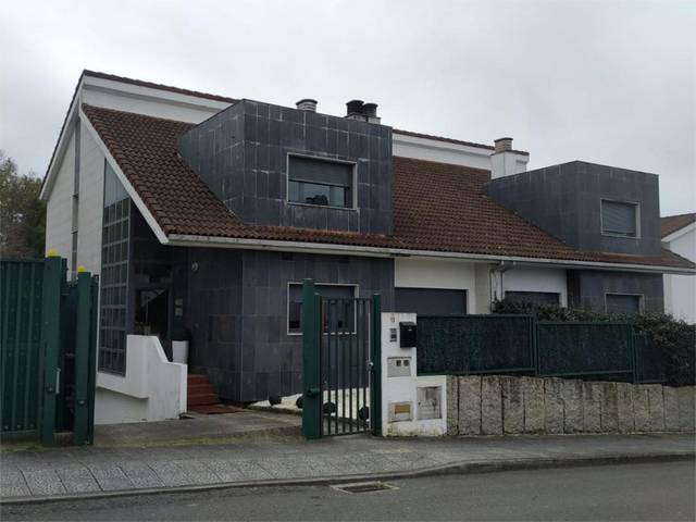 Casa-chalet en Alquiler en Rúa Illa de Ons, 13 en Cornazo