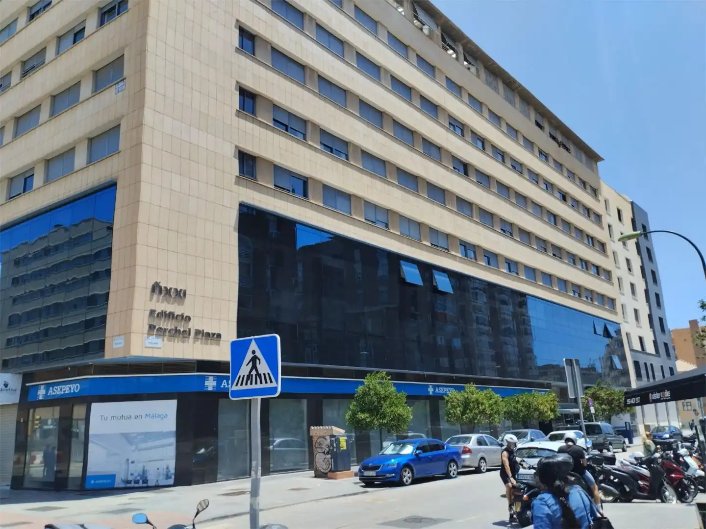 Piso en venta en Calle Eslava, 14, Perchel Sur - Plaza de Toros Vieja Vista exterior de Piso en venta en Málaga con Aire acondicionado, Jardín privado y Amueblado