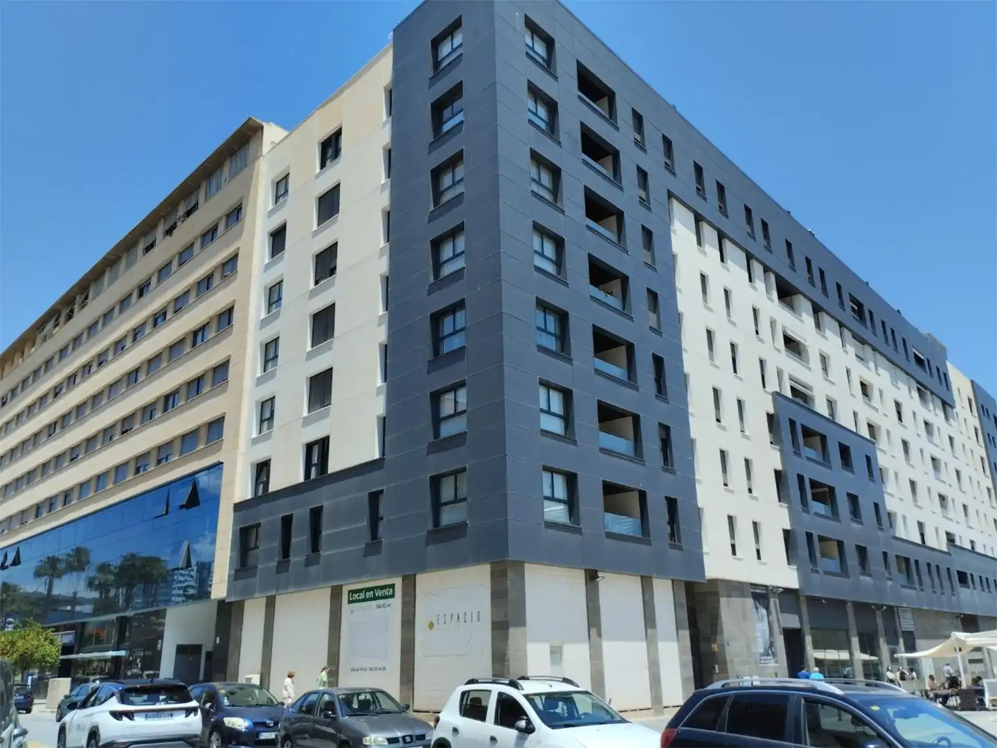 Piso en venta en Calle Eslava, 14, Perchel Sur - Plaza de Toros Vieja Vista exterior de Piso en venta en Málaga con Aire acondicionado, Jardín privado y Amueblado