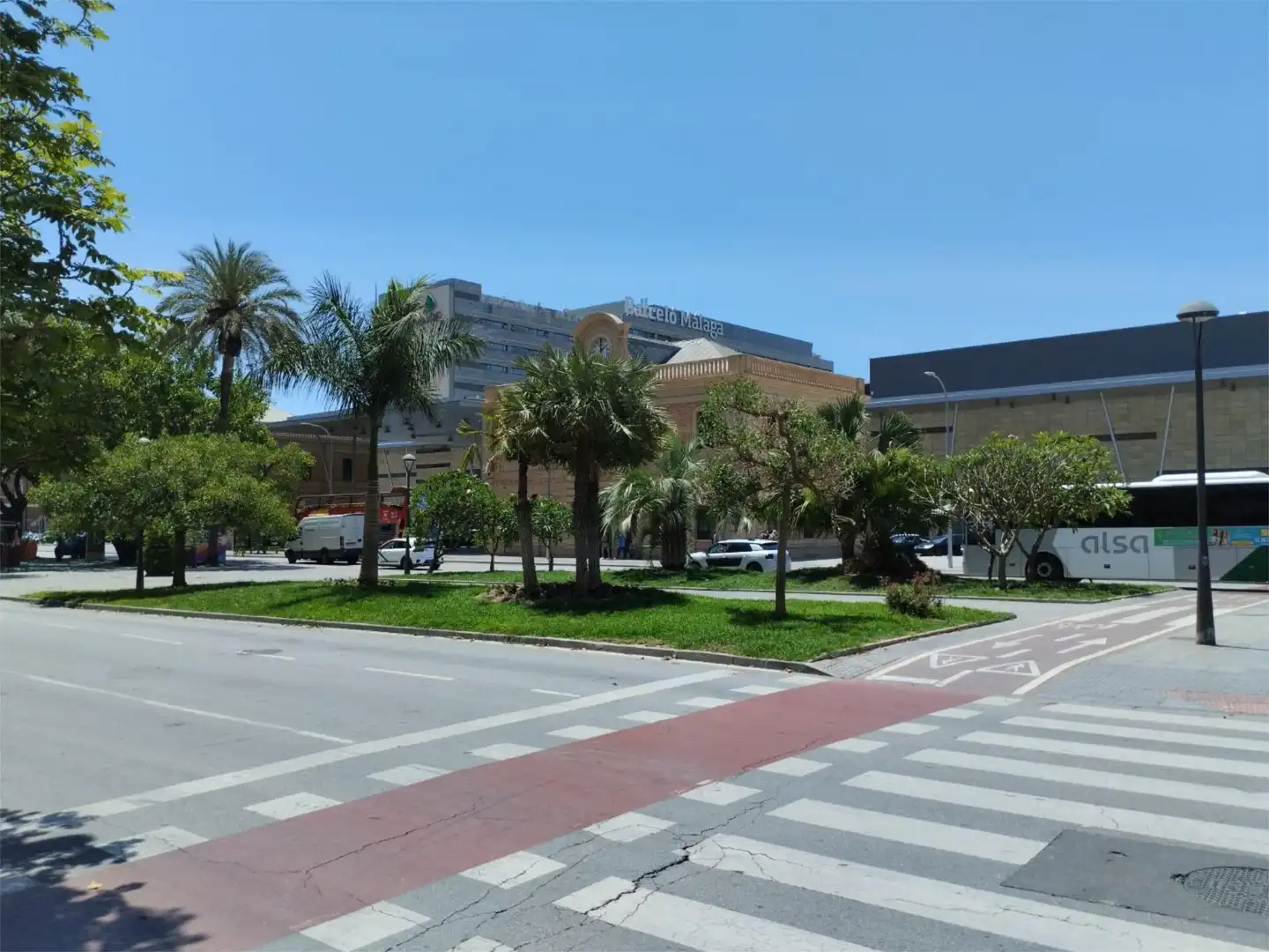 Piso en venta en Calle Eslava, 14, Perchel Sur - Plaza de Toros Vieja Vista exterior de Piso en venta en Málaga con Aire acondicionado, Jardín privado y Amueblado