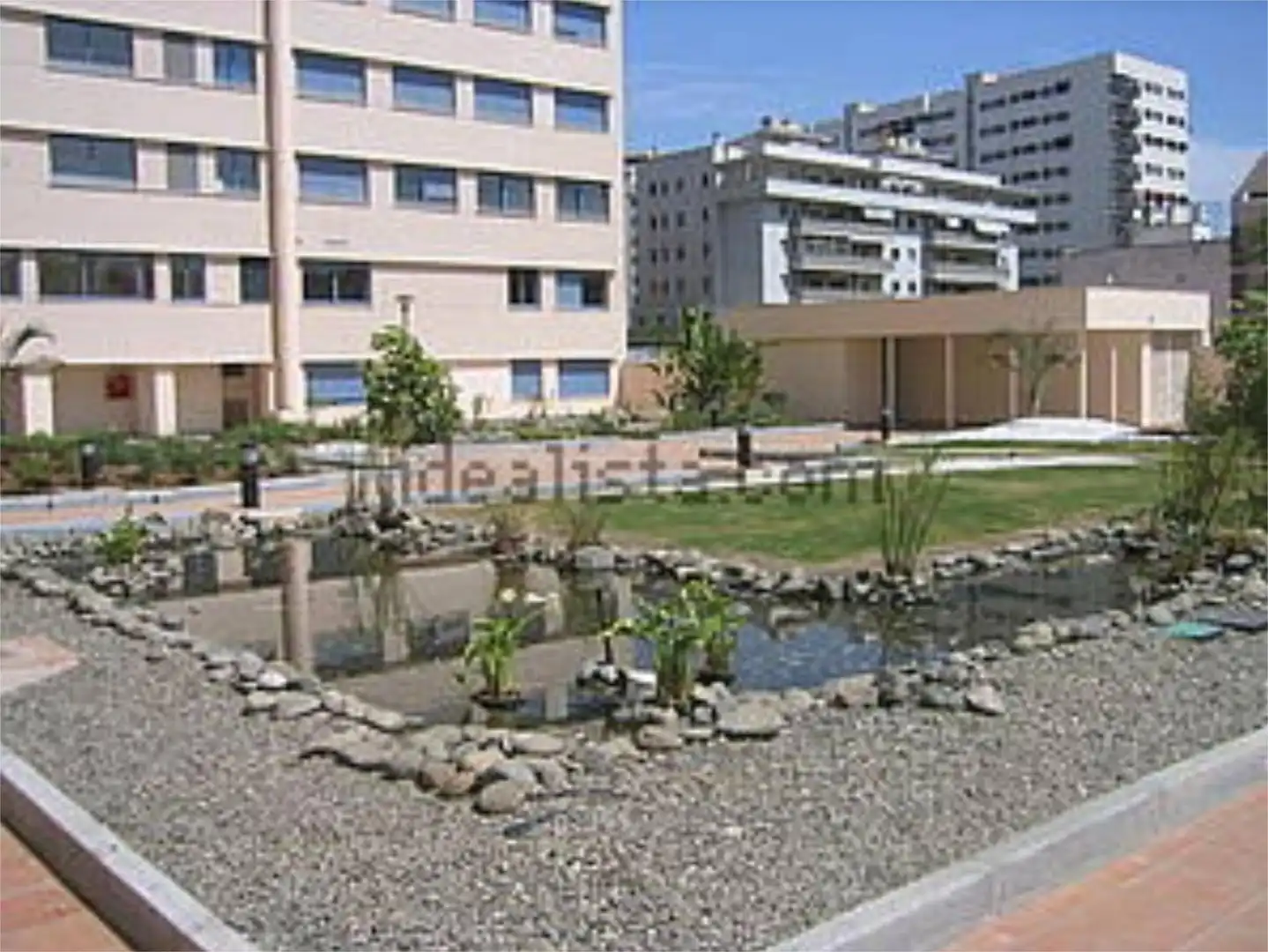 Piso en venta en Calle Eslava, 14, Perchel Sur - Plaza de Toros Vieja Vista exterior de Piso en venta en Málaga con Aire acondicionado, Jardín privado y Amueblado