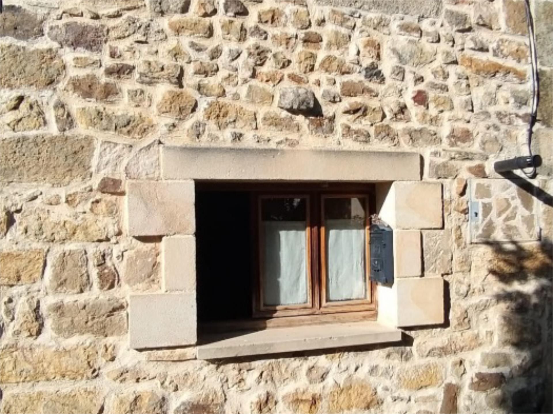 Vista exterior de Casa o xalet en venda en El Royo   amb Calefacció, Parquet i Traster