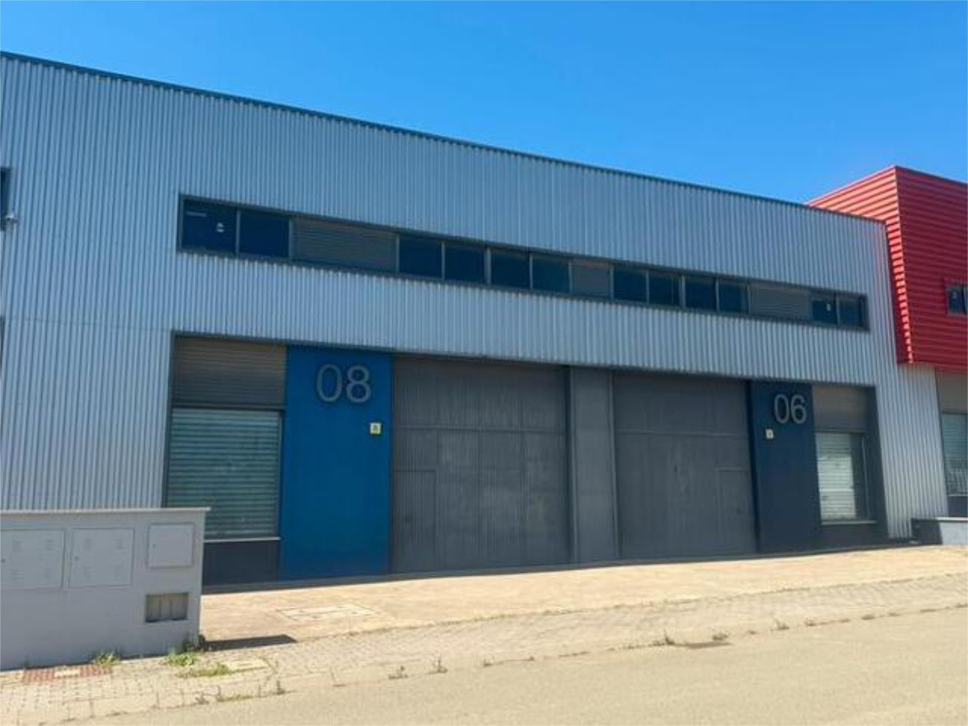 Exterior view of Industrial buildings to rent in Carrión de los Céspedes
