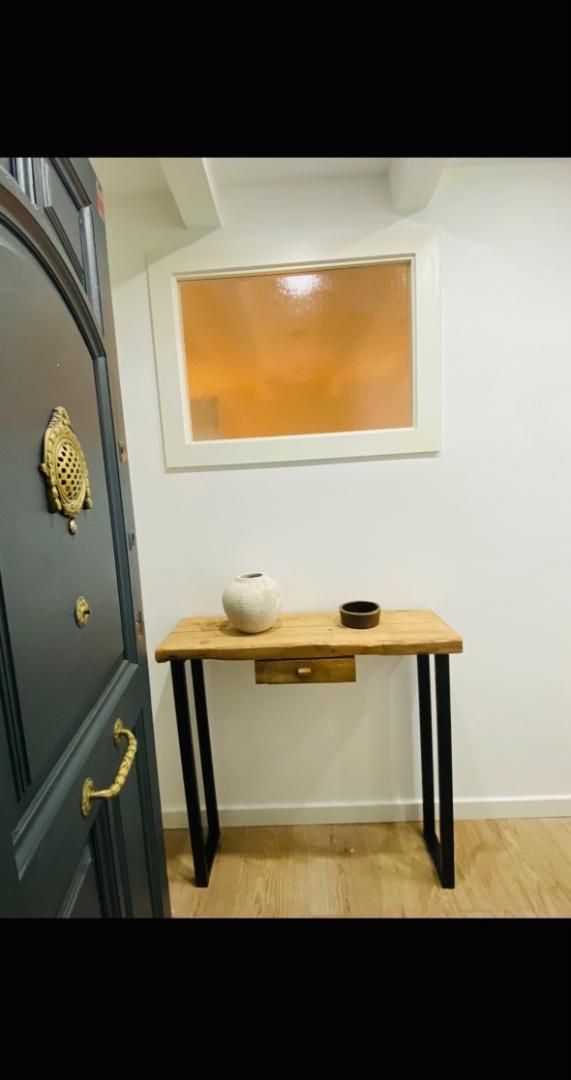 Exterior view of Flat for sale in  Barcelona Capital  with Air Conditioner