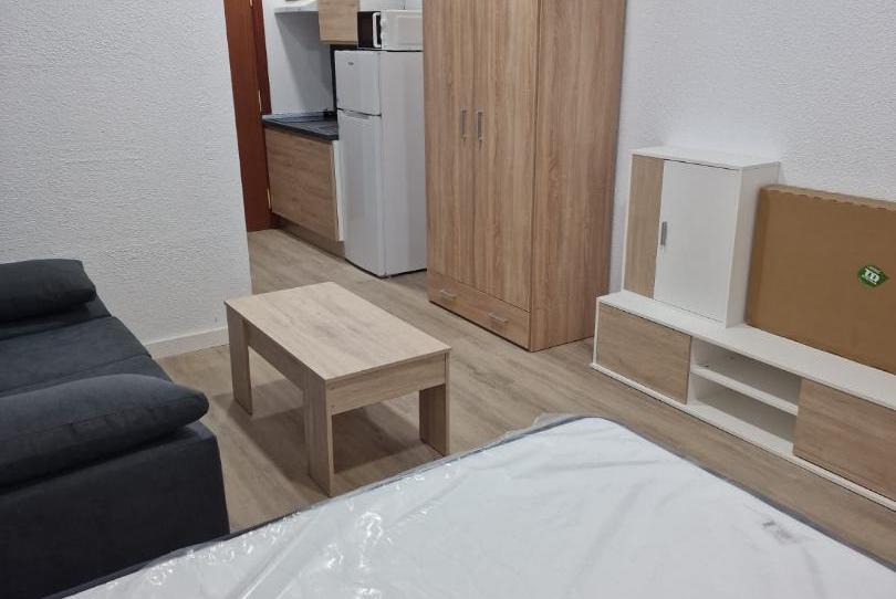 Estudi de lloguer a Calle Valle del Guadalix, 27, Praderón, Madrid - imatge 1 Foto 1 de Estudi de lloguer a Calle Valle del Guadalix, 27, Praderón, Madrid