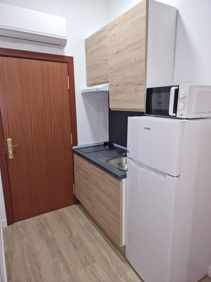 Kitchen of Flat to rent in San Sebastián de los Reyes  with Air Conditioner, Heating and Parquet flooring
