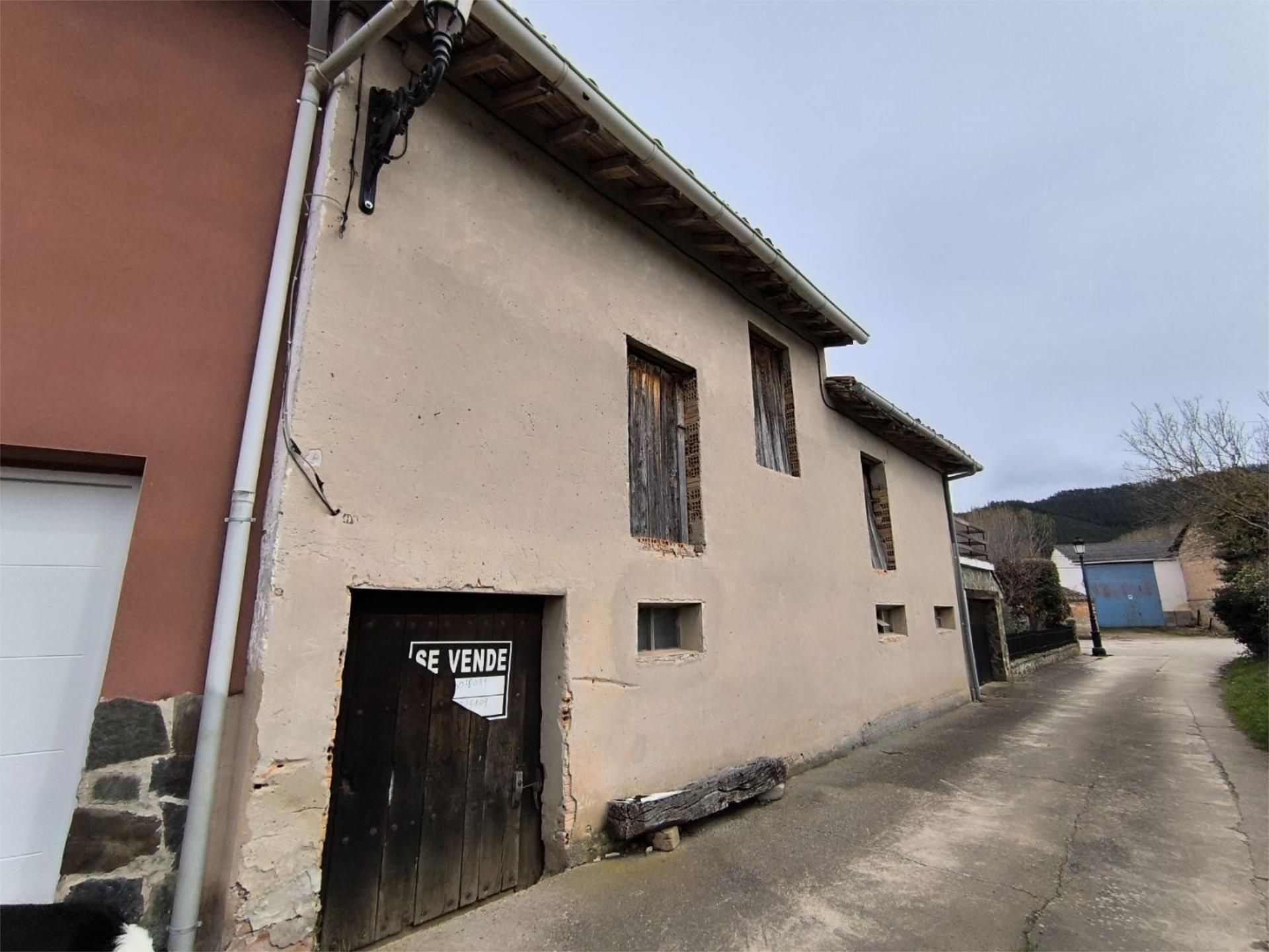 Vista exterior de Casa o xalet en venda en Santurde de Rioja