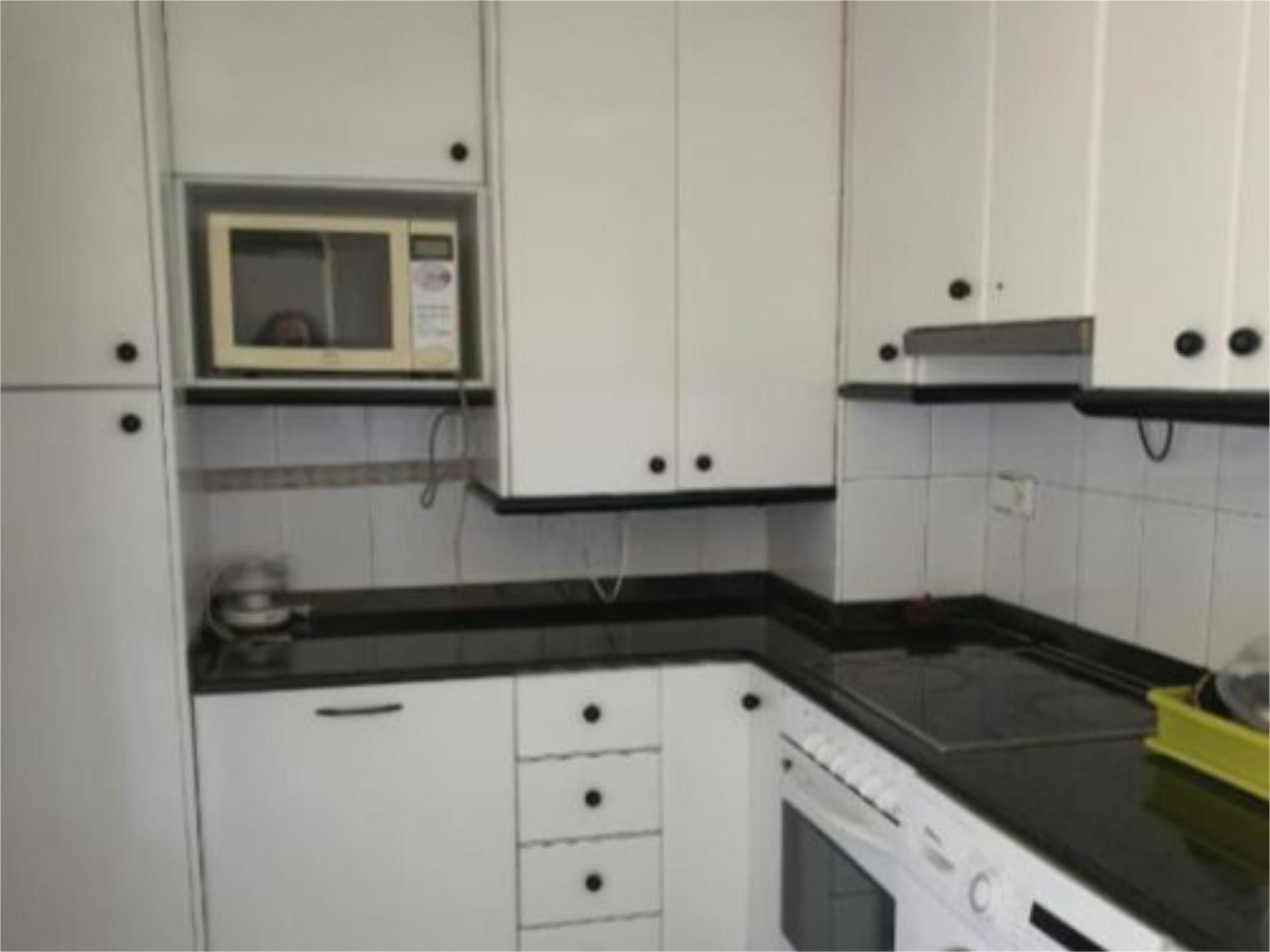 Kitchen of Flat to share in Santander  with Heating and Parquet flooring